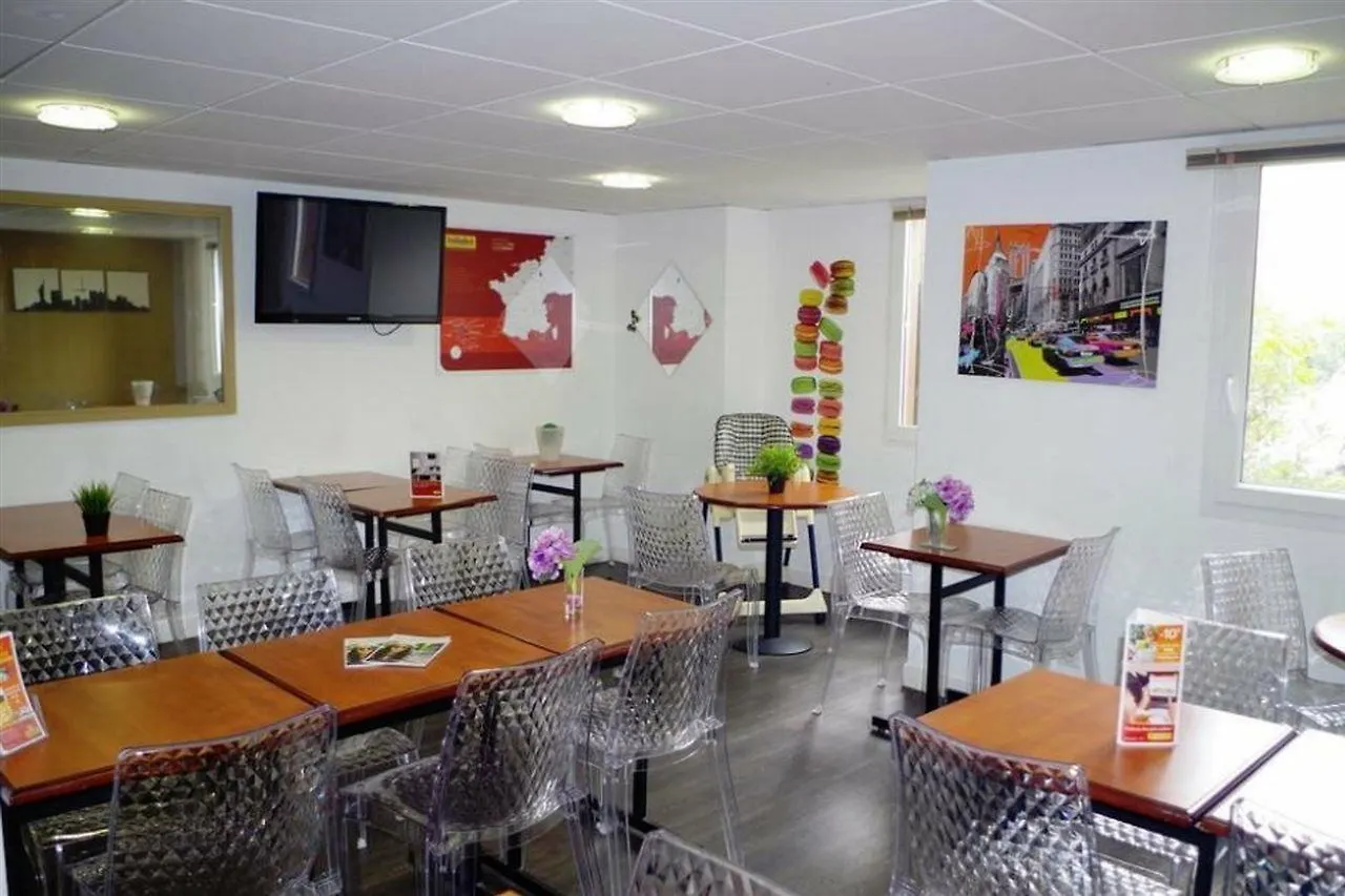 Hotel Balladins Brest 2*,